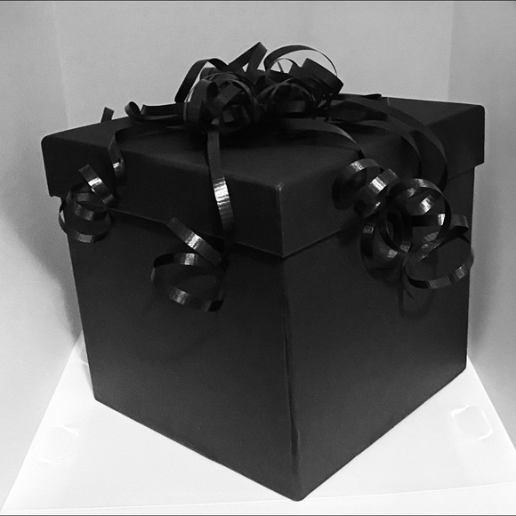 Gag Gift Of NOTHING. Who Wants or Needs NOTHING? Christmas, Birthday Gift Box - Picture 2 of 7